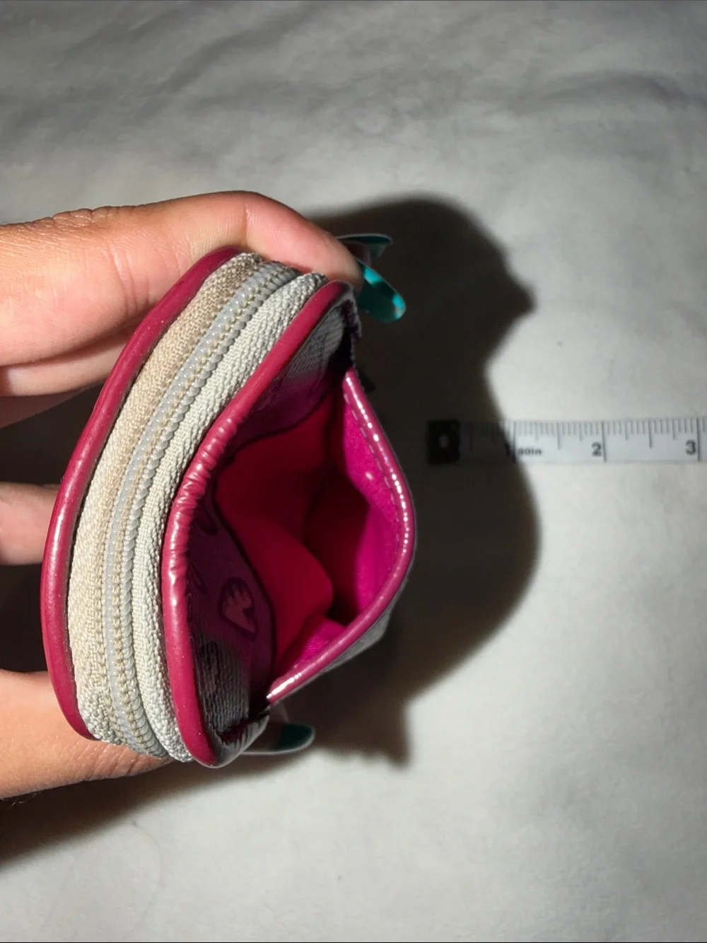 Coach poppy gray Heart Print Wristlet Card Case with Pink Accents